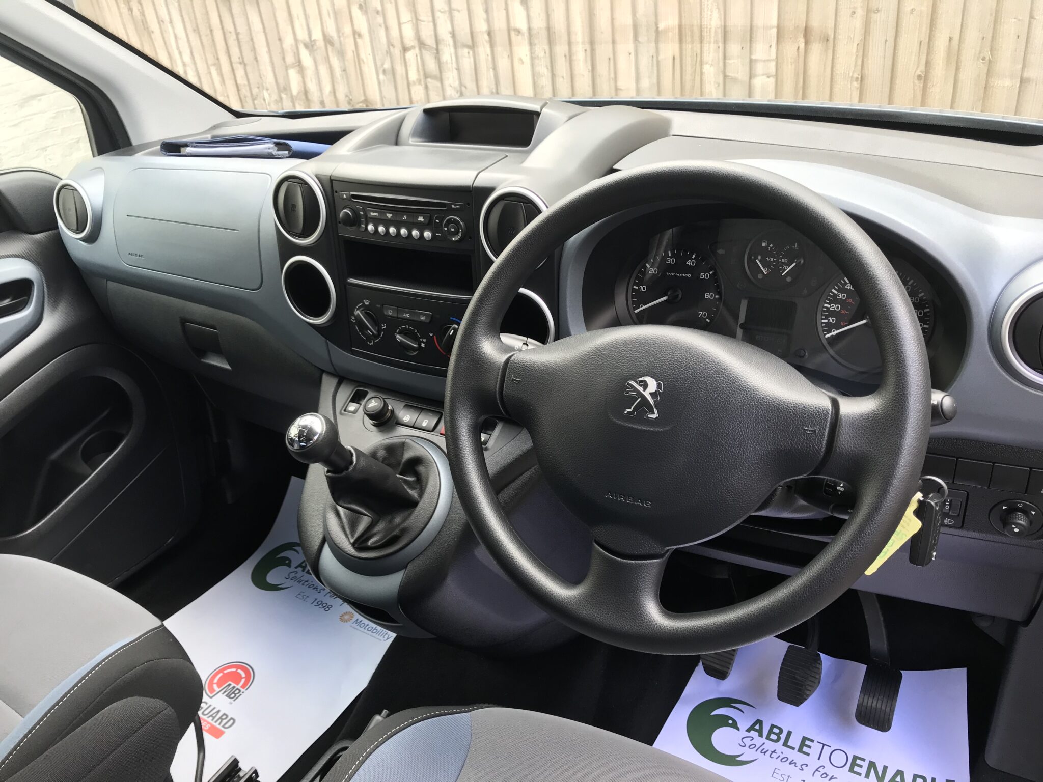 2015 Peugeot Partner Horizon S Ac - Able to Enable